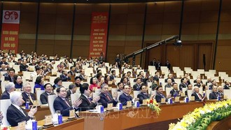 Quốc hội không ngừng lớn mạnh, khẳng định vai trò trung tâm của đời sống chính trị - pháp lý quốc gia