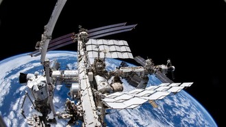 NASA lần đầu rút ngắn sứ mệnh trên ISS