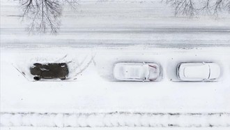 Hàng nghìn chuyến bay ở Mỹ bị hủy do bão tuyết lớn