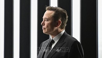 Tỷ phú Elon Musk đối mặt khoản bồi thường hàng tỷ USD