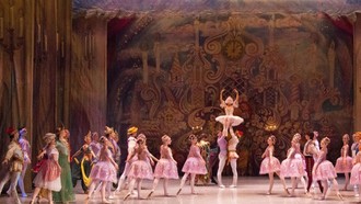 Đêm diễn giàu cảm xúc của ballet kinh điển Nga trên sân khấu Thủ đô