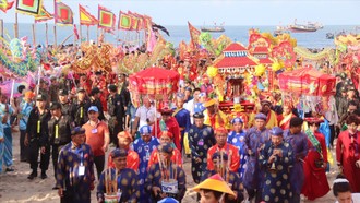 Bảo tồn di sản gắn với phát triển du lịch