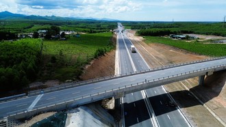 Tạm đóng một số đoạn cao tốc theo khung giờ để lắp đặt hệ thống giám sát giao thông