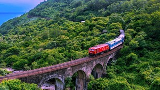 Dự kiến đưa tàu du lịch Huế - Phong Nha vào khai thác từ ngày 1/9