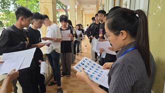 Duy trì Kỳ thi tốt nghiệp Trung học Phổ thông, tiếp tục chuẩn hóa, nâng cao độ tin cậy