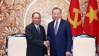 Tổng Bí thư, Chủ tịch nước Tô Lâm tiếp Thường trực Ban Bí thư Trung ương Đảng Nhân dân Cách mạng Lào