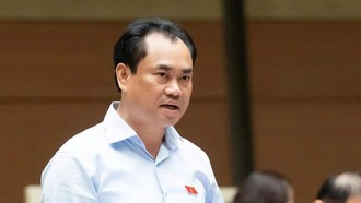 Bộ trưởng Trịnh Việt Hùng giải trình về phòng, chống thiên tai và phát triển công nghệ sinh học