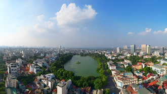 Hồ Hoàn Kiếm - "lá phổi xanh" giữa lòng Thủ đô Hà Nội. 