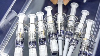 Nga phát triển vaccine mới phòng cúm gia cầm H5N1