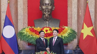 Chủ tịch nước Lương Cường hội đàm với Tổng Bí thư, Chủ tịch nước Lào Thongloun Sisoulith thăm cấp Nhà nước tới Việt Nam.