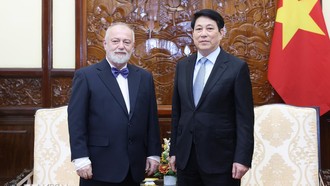 Chủ tịch nước Lương Cường tiếp Đại sứ Cộng hòa Czech tại Việt Nam Hynek Kmoníček.