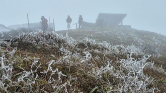 Hiện tượng băng giá tại Mẫu Sơn, tỉnh Lạng Sơn. Ảnh minh họa