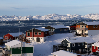 Quang cảnh thủ phủ Nuuk của Greenland.