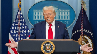 Tổng thống Mỹ Donald Trump phát biểu tại Nhà Trắng.