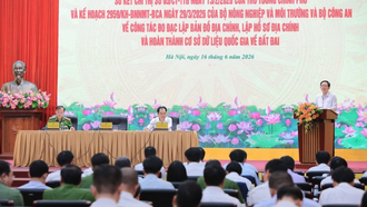 Phó Thủ tướng Chính phủ Hồ Quốc Dũng phát biểu chỉ đạo tại Hội nghị. 