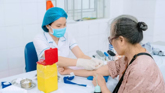 Đối tượng được khám sức khỏe là toàn bộ người dân sinh sống trên địa bàn thành phố Hà Nội thường trú hoặc tạm trú từ 12 tháng trở lên có xác nhận qua VNeID.