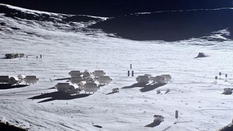 NASA đang tăng tốc kế hoạch xây dựng căn cứ trên Mặt Trăng. 