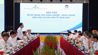 Toàn cảnh buổi làm việc