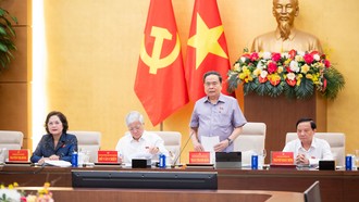 Bí thư Đảng ủy Quốc hội, Chủ tịch Quốc hội Trần Thanh Mẫn chủ trì Hội nghị Ban Thường vụ Đảng ủy Quốc hội với các Tổ trưởng Tổ đảng, Trưởng đoàn, Phó Trưởng đoàn phụ trách Đoàn đại biểu Quốc hội các tỉnh, thành phố