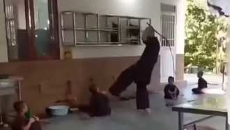 Hình ảnh về vụ việc. (Ảnh: Cắt từ clip)