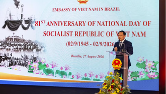 Đại sứ Việt Nam tại Brazil Bùi Văn Nghị.