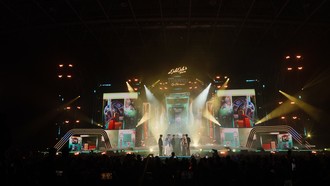 “Cảm ơn người đã thức cùng tôi” khép lại hành trình của Trạm Yêu Concert 5 - Ga chờ cảm xúc
