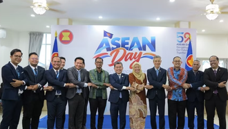 Các đại biểu tham dự sự kiện.