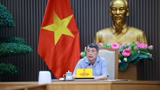 Thủ tướng Lê Minh Hưng chủ trì họp tháo gỡ khó khăn, vướng mắc, đẩy nhanh tiến độ các dự án giao thông trọng điểm.