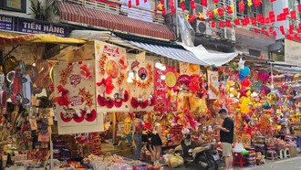 Muôn sắc màu Trung thu phố cổ