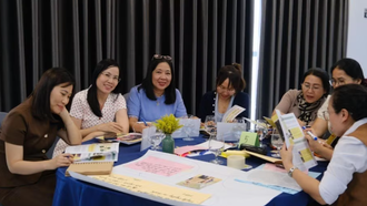 Đại biểu trao đổi về những nội dung có thể tham khảo và điều chỉnh phù hợp với thực tế giáo dục mầm non tại từng địa phương.