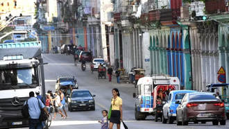Người dân tại La Habana, Cuba. 