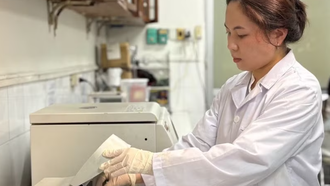 Học viên nghiên cứu khoa học tại Trường Đại học Khoa học Tự nhiên, Đại học Quốc gia Hà Nội. 