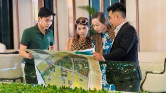 “Bảo hiểm” lương cứng 8,5 triệu/tháng giúp môi giới độc quyền Vinhomes trút bỏ gánh nặng sinh kế, tự tin chốt khách.