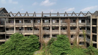 Dự án Xây dựng Trường THCS Hiệp Bình Phước bỏ hoang.