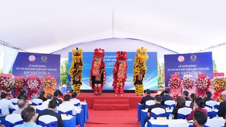 Toàn cảnh sự kiện Lễ khởi động Dự án Nhà máy điện mặt trời nổi KN Srêpốk 3