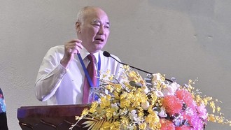 Ông Phan Nguyễn Như Khuê, nguyên Ủy viên ban thường vụ Thành ủy, nguyên Trưởng Ban Tuyên giáo Thành ủy TPHCM (nay là Ban Tuyên giáo và Dân vận), đảm nhận vai trò Chủ tịch LHVHNT TPHCM nhiệm kỳ 2026 – 2031