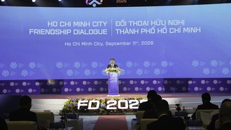 Ông Nguyễn Lộc Hà - Phó Chủ tịch Thường trực Uỷ ban Nhân dân TPHCM phát biểu chỉ đạo tại Hội nghị.