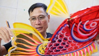 Trăn trở của những nghệ nhân cuối cùng tại xóm đèn lồng Phú Bình