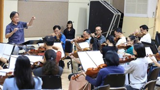 Stephané Trần Ngọc và Lưu Hồng Quang tham gia đêm nhạc Virtuoso Concertos của HBSO