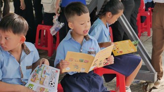Hành trình “Mở sách - Mở tương lai” đến với 79 trường tiểu học