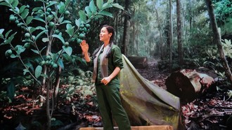 Vai Thắm, cô thanh niên xung phong có số phận truân chuyên trong "Cuốn truyện bị đốt", có ảnh hưởng nhiều đến Nhật Kim Anh - Ảnh: Minh Khang