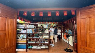 Không gian đọc sách cộng đồng Nhà lưu niệm Võ Thị Sáu ở xã Đất Đỏ, TPHCM. Ảnh: Phương Huyền
