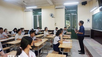 Thí sinh tham gia kỳ thi tuyển sinh lớp 10 công lập tại Thành phố Hồ Chí Minh năm 2025. Ảnh: Thu Hoài/TTXVN.