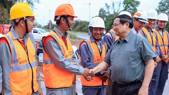 Thủ tướng đôn đốc thực hiện các dự án phục vụ Hội nghị APEC 2027