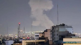 Iran tuyên bố sẽ phá hủy cơ sở hạ tầng Trung Đông