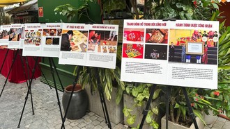 Công chúng có cơ hội tìm hiểu sâu hơn về lịch sử hình thành làng nghề làm tranh Đông Hồ, cũng như quy trình tạo nên một bức tranh dân gian.