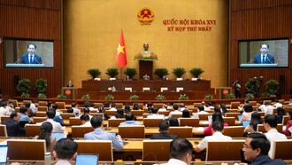 Quang cảnh phiên họp