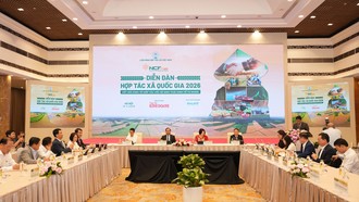 Toàn cảnh diễn đàn.