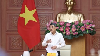 Thủ tướng Lê Minh Hưng chủ trì làm việc với lãnh đạo Bộ Tư pháp. Ảnh: Dương Giang/TTXVN. 