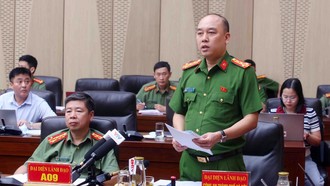 Đại tá Nguyễn Đức Long, Phó Giám đốc Công an thành phố Hà Nội thông tin tại họp báo.